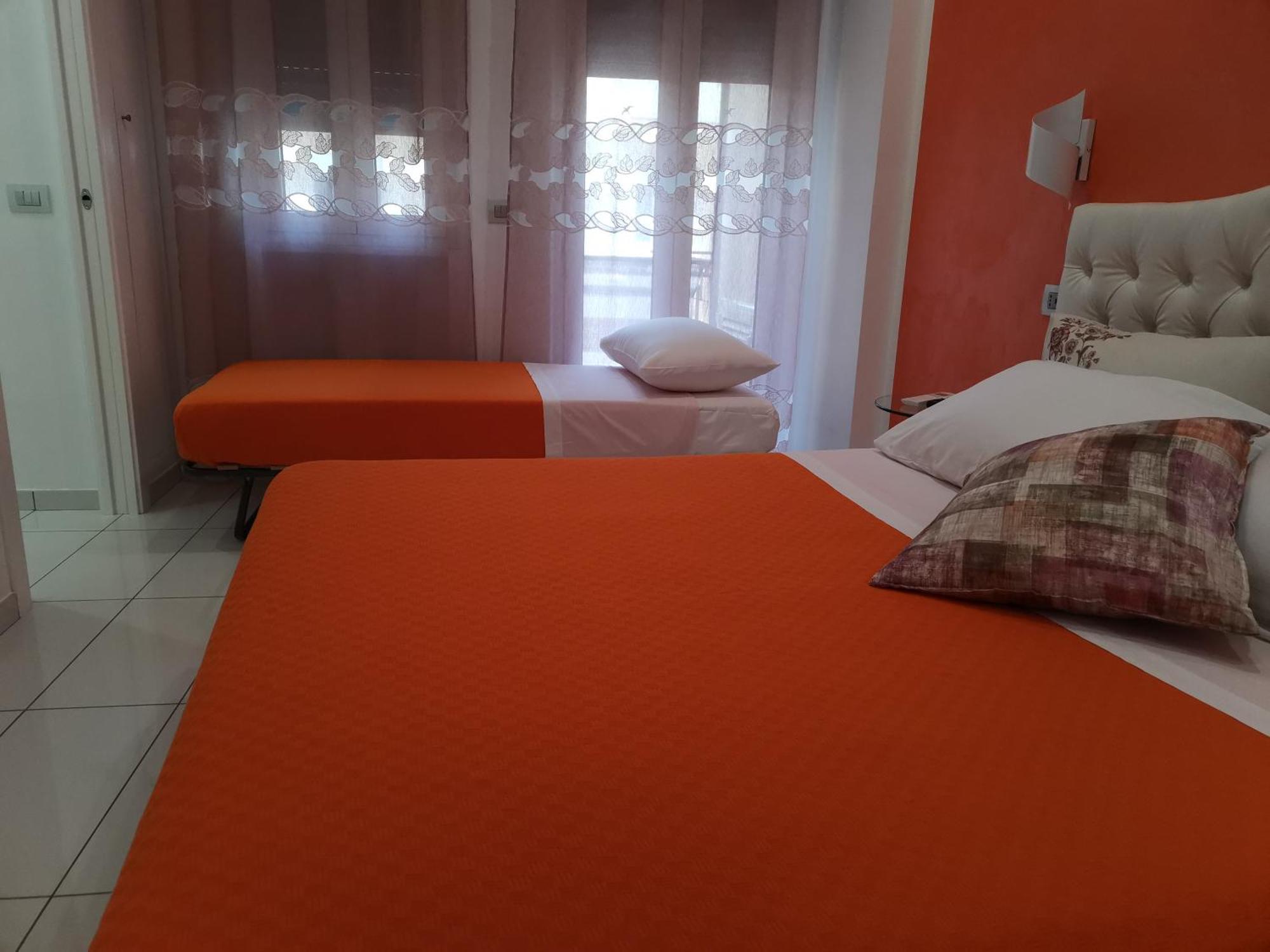 Serenis Luxury Apartments Минори Екстериор снимка